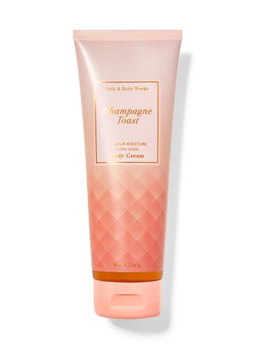 Crema-Corporal-Champagne-Toast-Bath-and-Body-Works